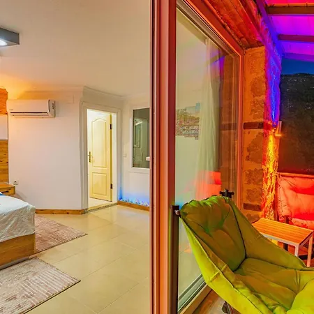 Mert - 1 Bedroom With Jacuzzi In Kalkan וילה