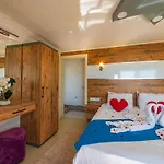 Mert - 1 Bedroom With Jacuzzi In Kalkan *