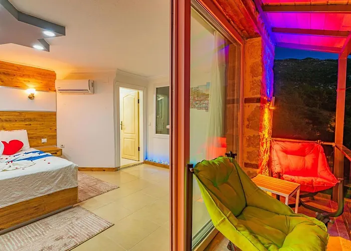 Mert - 1 Bedroom With Jacuzzi In Kalkan Βίλα