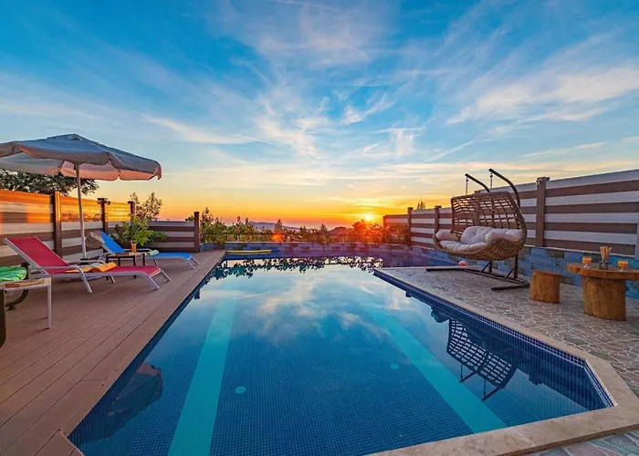 Mert - 1 Bedroom With Jacuzzi In Kalkan